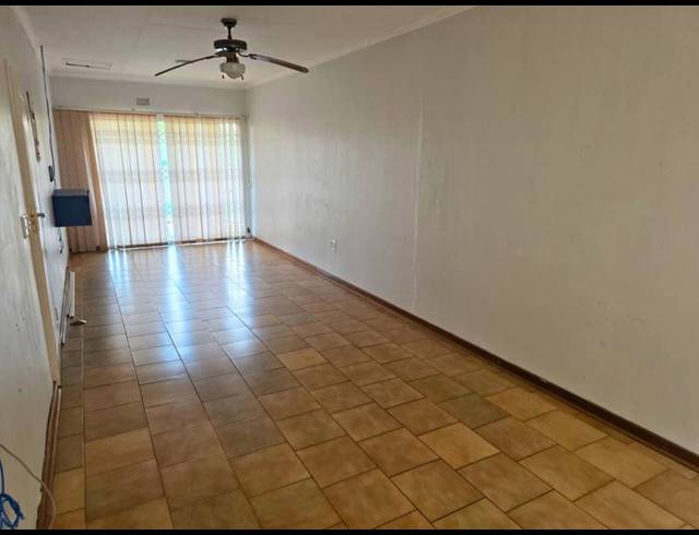 5 BEDROOM HOUSE FOR SALE IN ASTON MANOR